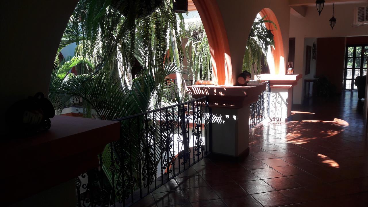 Hotel Acropolis Maya Copan Exterior foto